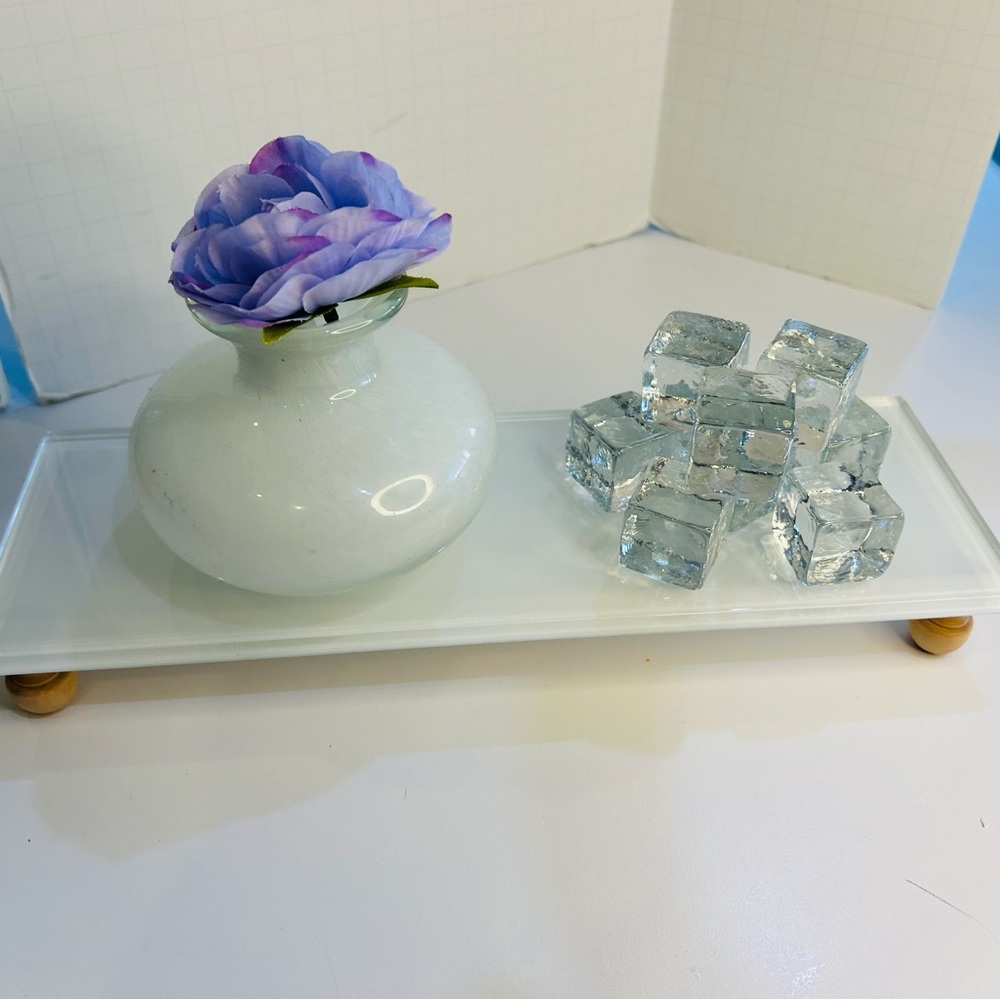 Shiny White Polished Glass Riser 4x12 inches on natural wood legs.